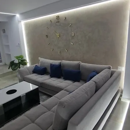 Mon Prive 2 Apartment Tirana